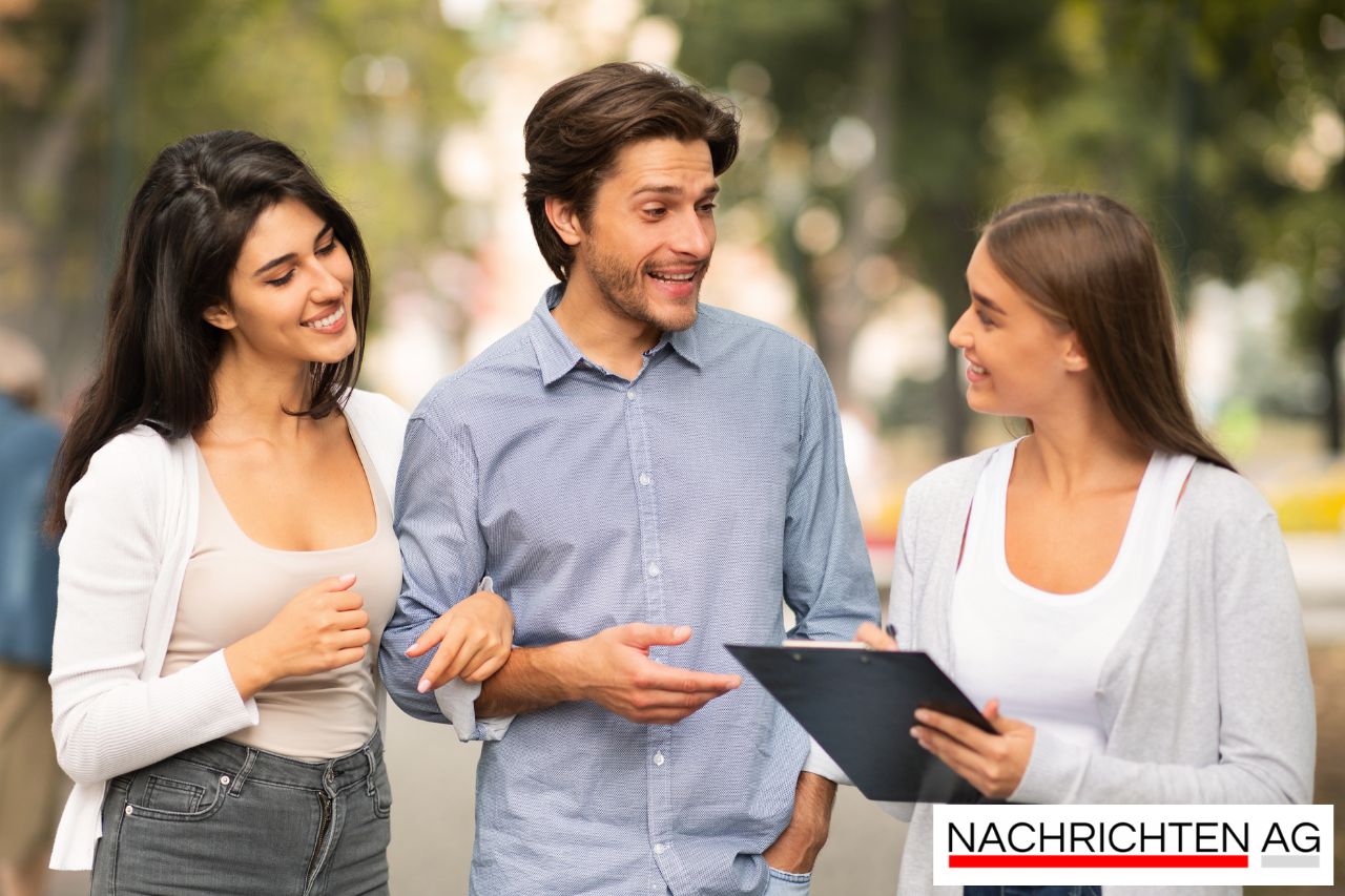 Neue blaue Bodenmarkierungen am Westbahnhof: Ticketkontrolle im Blick!